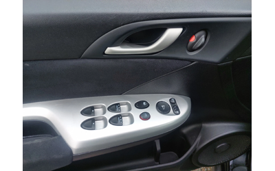 Honda Civic 1, 8i 140ps ГАЗ AUTOMATIC - автомобили, коли, обяви за нови и употребявани 9