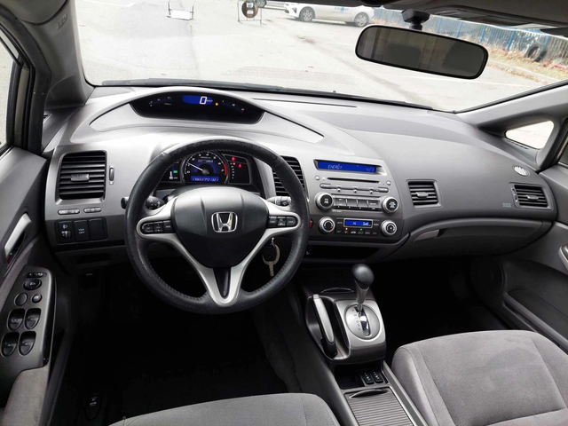 Honda Civic HYBRID UNIKAT!!! - автомобили, коли, обяви за нови и употребявани 7