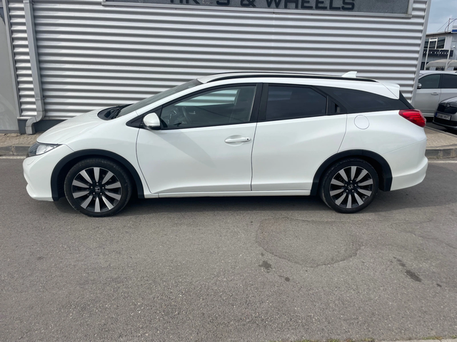Honda Civic 1.6i-DTEC+ 120kc+ Камера+ Подгрев+ Xenon - автомобили, коли, обяви за нови и употребявани 1
