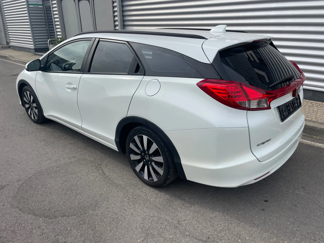 Honda Civic 1.6i-DTEC+ 120kc+ Камера+ Подгрев+ Xenon - автомобили, коли, обяви за нови и употребявани 2