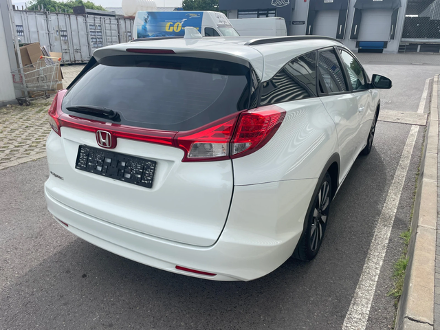 Honda Civic 1.6i-DTEC+ 120kc+ Камера+ Подгрев+ Xenon - автомобили, коли, обяви за нови и употребявани 4