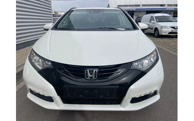 Honda Civic 1.6i-DTEC+ 120kc+ Камера+ Подгрев+ Xenon - автомобили, коли, обяви за нови и употребявани 6