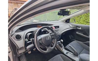 Honda Civic 1.6 I-DTEC - автомобили, коли, обяви за нови и употребявани 12