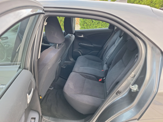 Honda Civic 1.6 I-DTEC - автомобили, коли, обяви за нови и употребявани 8