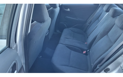 Honda Civic 1.6 дизел 120к.с. - автомобили, коли, обяви за нови и употребявани 12