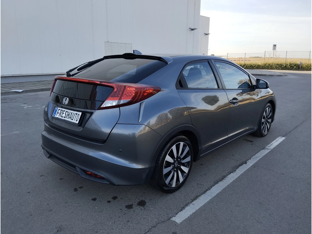 Honda Civic 1.6DTEC Камера - автомобили, коли, обяви за нови и употребявани 4