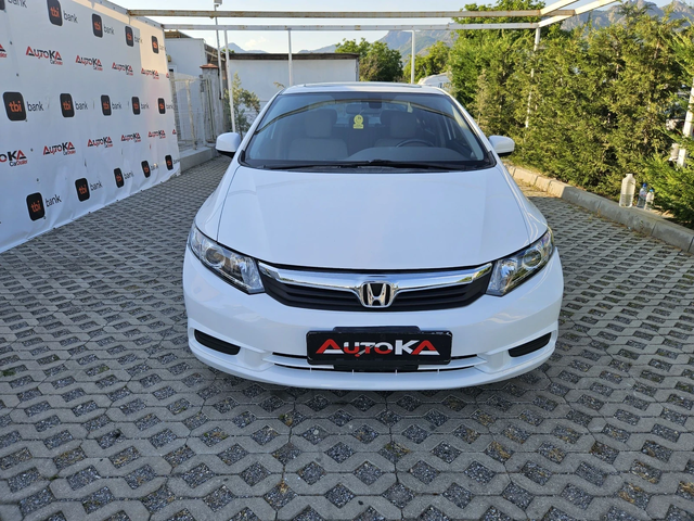 Honda Civic 1.8i-141кс= АВТОМАТ= НАВИ= ПОДГРЕВ - автомобили, коли, обяви за нови и употребявани 0