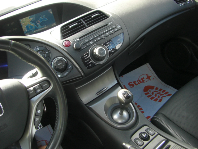 Honda Civic 2.2d FACCE NAVI 6ck. - автомобили, коли, обяви за нови и употребявани 14