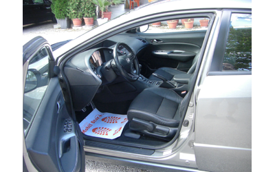 Honda Civic 2.2d FACCE NAVI 6ck. - автомобили, коли, обяви за нови и употребявани 8