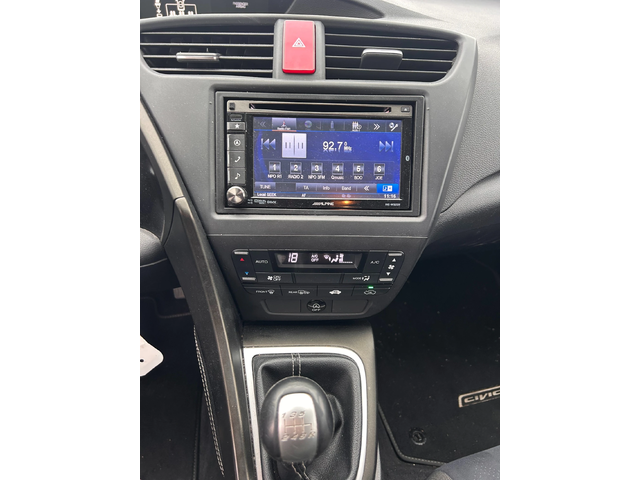 Honda Civic 1.6DTEC NAVI EURO 5 - автомобили, коли, обяви за нови и употребявани 12