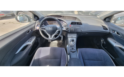 Honda Civic 1.8i 140k.c ITALIA EURO 4 - автомобили, коли, обяви за нови и употребявани 11