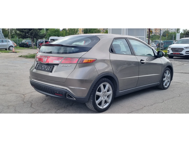 Honda Civic 1.8i 140k.c ITALIA EURO 4 - автомобили, коли, обяви за нови и употребявани 3