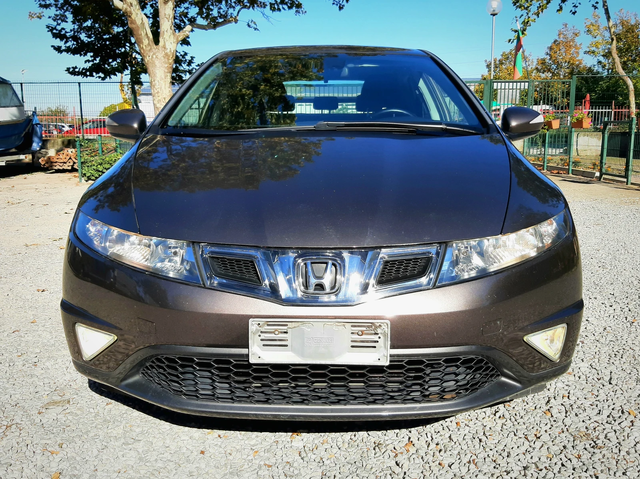 Honda Civic 2.2i-CTDi 6ск. FACELIFT - автомобили, коли, обяви за нови и употребявани 1