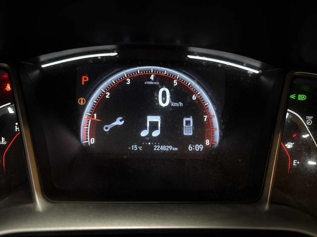 Honda Civic Sport* Smart Entry* Lane Keeping Assist* Back cam* - автомобили, коли, обяви за нови и употребявани 7