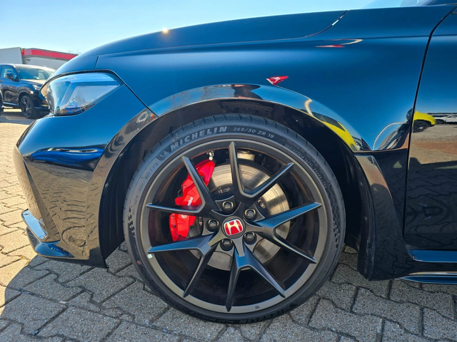 Honda Civic Type R GT - автомобили, коли, обяви за нови и употребявани 3