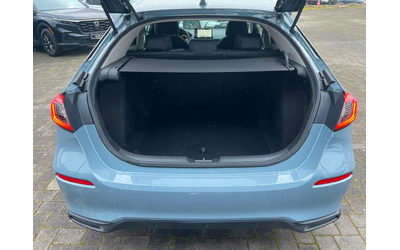 Honda Civic 2.0 i-MMD Hybrid Elegance - автомобили, коли, обяви за нови и употребявани 8