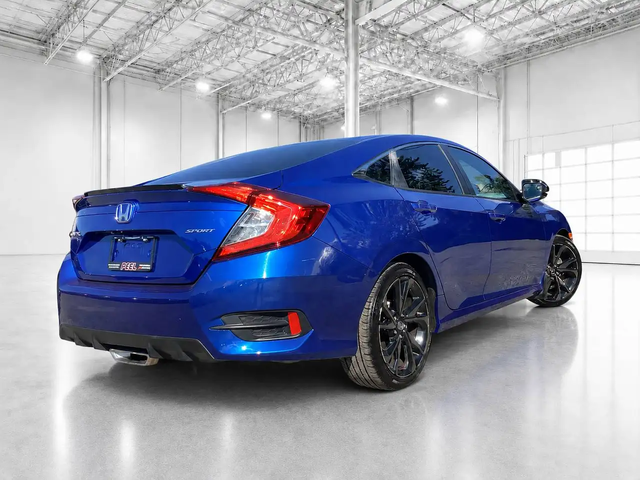 Honda Civic Sport Sedan | Sunroof | SafetyTech | CarPlay | FWD Front Wheel Drive - автомобили, коли, обяви за нови и употребявани 4