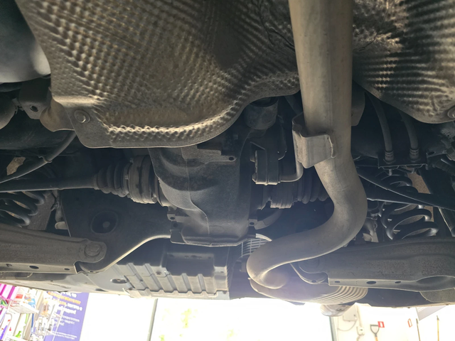 Honda Cr-v КОЖА/ДИСТРОНИК/ПЕЧКА/СЕРВ.КНИЖКА!!! - автомобили, коли, обяви за нови и употребявани 9