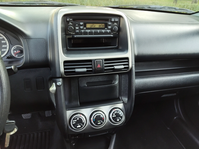 Honda Cr-v 2, 0i UNIKAT!!!! - автомобили, коли, обяви за нови и употребявани 8