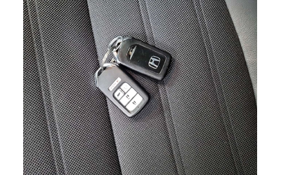 Honda Cr-v * SPORT * CARFAX * 2 КЛЮЧА * ПОДГРЕВИ * - автомобили, коли, обяви за нови и употребявани 8