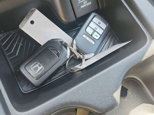 Honda Cr-v LX/CARFAX/Подгрев/Памет/Задна Камера/Шибедах - автомобили, коли, обяви за нови и употребявани 8