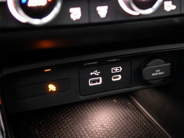 Honda Cr-v - автомобили, коли, обяви за нови и употребявани 10