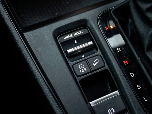 Honda Cr-v - автомобили, коли, обяви за нови и употребявани 13