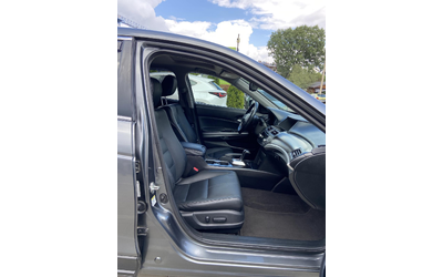 Honda Crosstour, 2013 г., 220000 км, 282 к.с. - автомобили, коли, обяви за нови и употребявани 8