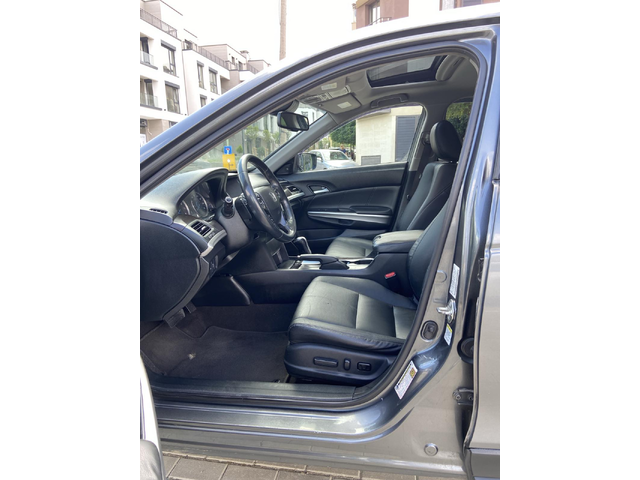 Honda Crosstour, 2013 г., 220000 км, 282 к.с. - автомобили, коли, обяви за нови и употребявани 9