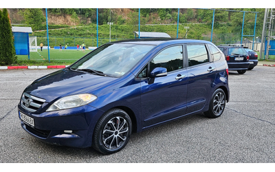 honda-fr-v - 1