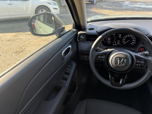 Honda Hr-v 1,5 e-HEV - автомобили, коли, обяви за нови и употребявани 13