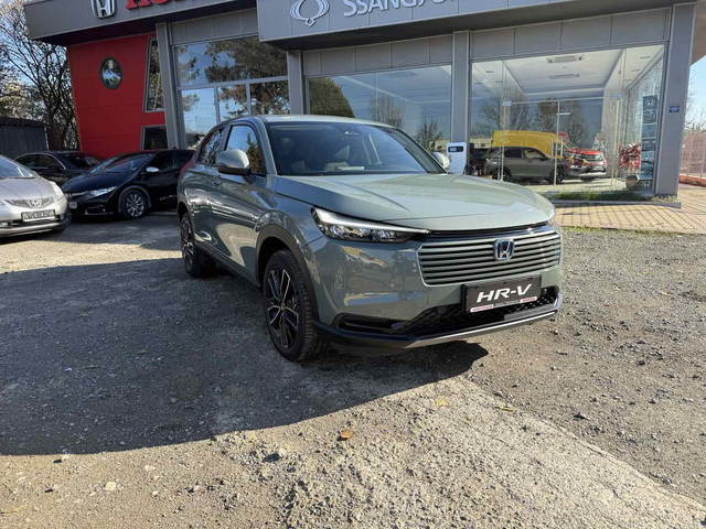 Honda Hr-v 1,5 e-HEV - автомобили, коли, обяви за нови и употребявани 6