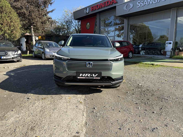 Honda Hr-v 1,5 e-HEV - автомобили, коли, обяви за нови и употребявани 7