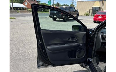 Honda HR-V 1.8L 4cyl FWD - автомобили, коли, обяви за нови и употребявани 12