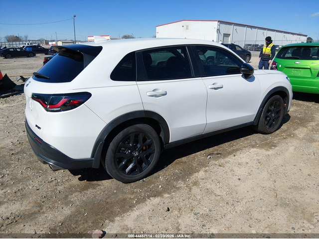 Honda Hr-v 2.0L I-4 DI, DOHC, VVT, 158HP Front Wheel Drive - автомобили, коли, обяви за нови и употребявани 3