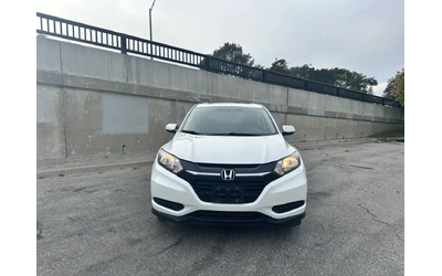honda-hr-v-lx-4dr-suv-1-8l-4cyl-cvt-front-wheel-drive - 2
