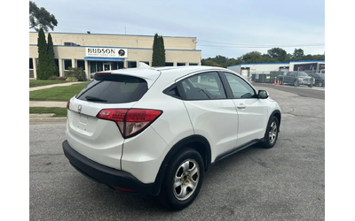 honda-hr-v-lx-4dr-suv-1-8l-4cyl-cvt-front-wheel-drive - 5