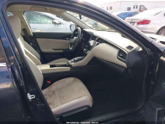 Honda Insight EX - автомобили, коли, обяви за нови и употребявани 9