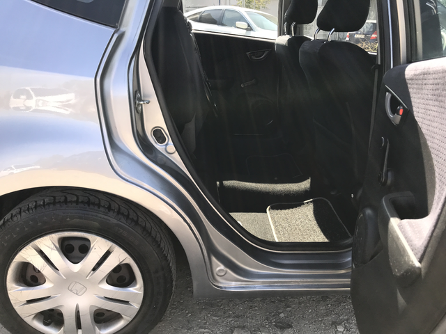 Honda Jazz 1,2 i-VTEC - автомобили, коли, обяви за нови и употребявани 8