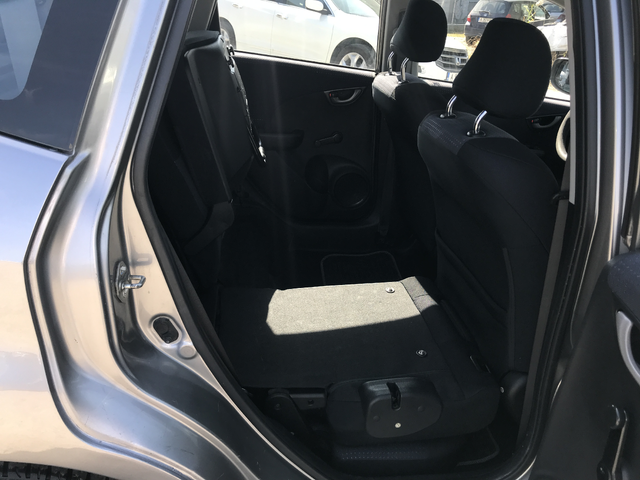 Honda Jazz 1,2 i-VTEC - автомобили, коли, обяви за нови и употребявани 9