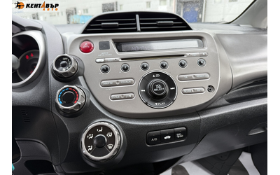Honda Jazz 1.2i 90к.с. - автомобили, коли, обяви за нови и употребявани 10