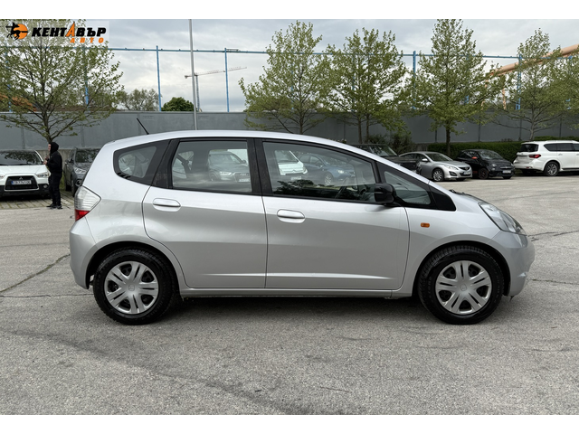 Honda Jazz 1.2i 90к.с. - автомобили, коли, обяви за нови и употребявани 4