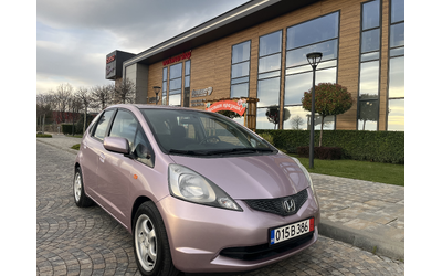 Honda Jazz 1.3i-vitec Хамелион - автомобили, коли, обяви за нови и употребявани 9