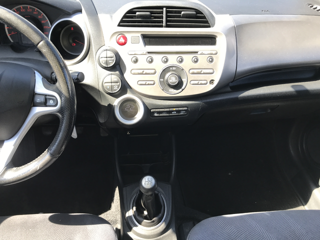 Honda Jazz 1,4 i-VTEC - автомобили, коли, обяви за нови и употребявани 17