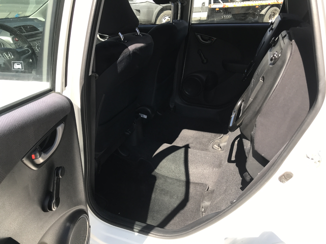 Honda Jazz 1,4 i-VTEC - автомобили, коли, обяви за нови и употребявани 9