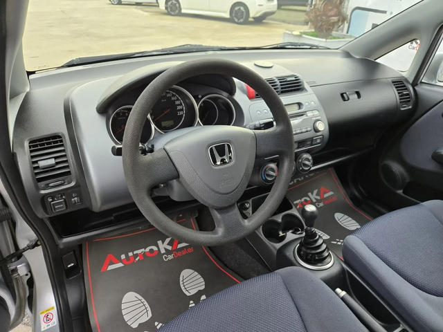 Honda Jazz 1.2i-78кс= FACELIFT= 178.000км= КЛИМАТИК - автомобили, коли, обяви за нови и употребявани 7
