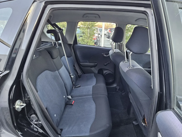 Honda Jazz 1.2i-90кс= КЛИМАТИК= 174.000км= FACELIFT - автомобили, коли, обяви за нови и употребявани 13