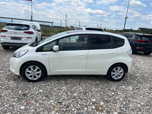 Honda Jazz 1.3 HYBRID - автомобили, коли, обяви за нови и употребявани 7