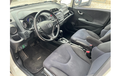 Honda Jazz 1.3 HYBRID - автомобили, коли, обяви за нови и употребявани 9