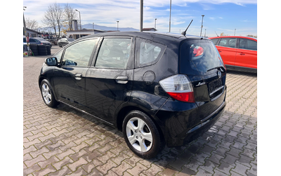Honda Jazz 1.4i EURO 5 - автомобили, коли, обяви за нови и употребявани 7